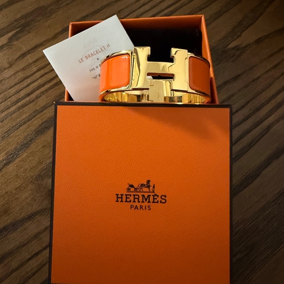 Hermes Orange Enamel Clic Clac H Bracelet - Picture 2 of 7